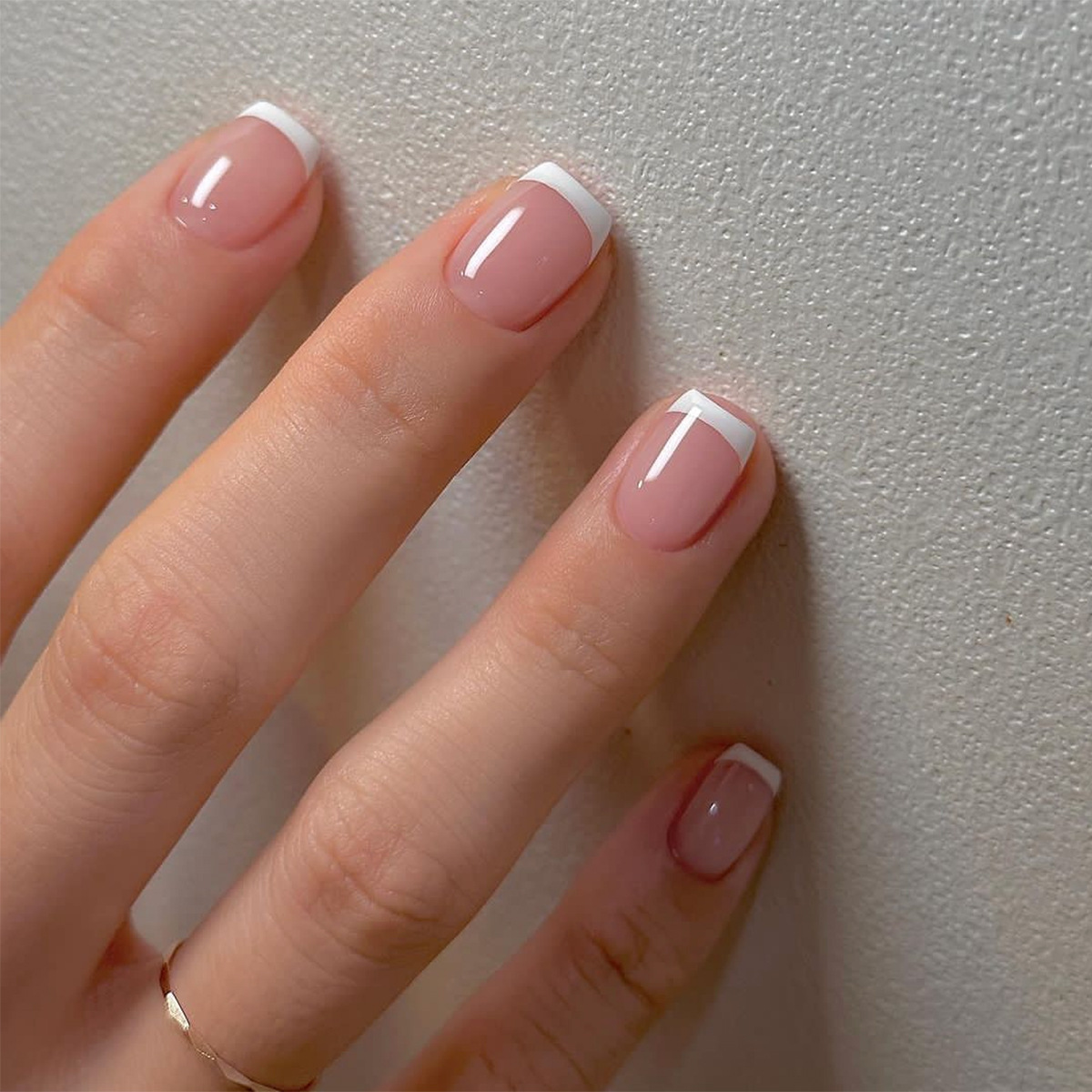 Nail Art Y2K - 24枚入り/セット 女性用 ショートフェイクネイル ガールズ フレンチヌード スクエア