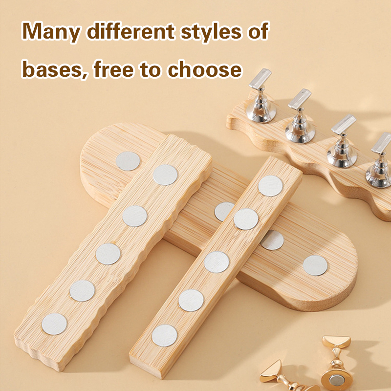 木製とクリスタルのベースのネイルホルダー,偽の先端,ネイルア - Nail Art Motif のレビューと価格